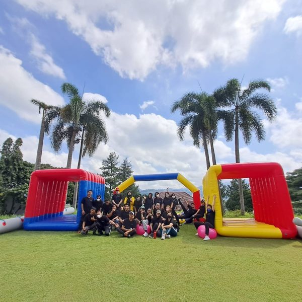 Outbound Inflatable Balon